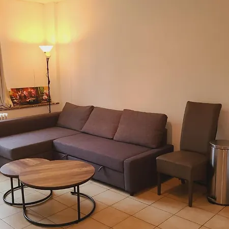 Apartment Hebergement Basique Et Fonctionnel Bon Rapport Qualite Prix Nameche