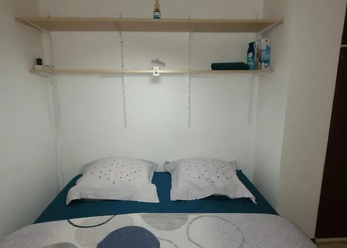 Apartment Hebergement Basique Et Fonctionnel Bon Rapport Qualite Prix *